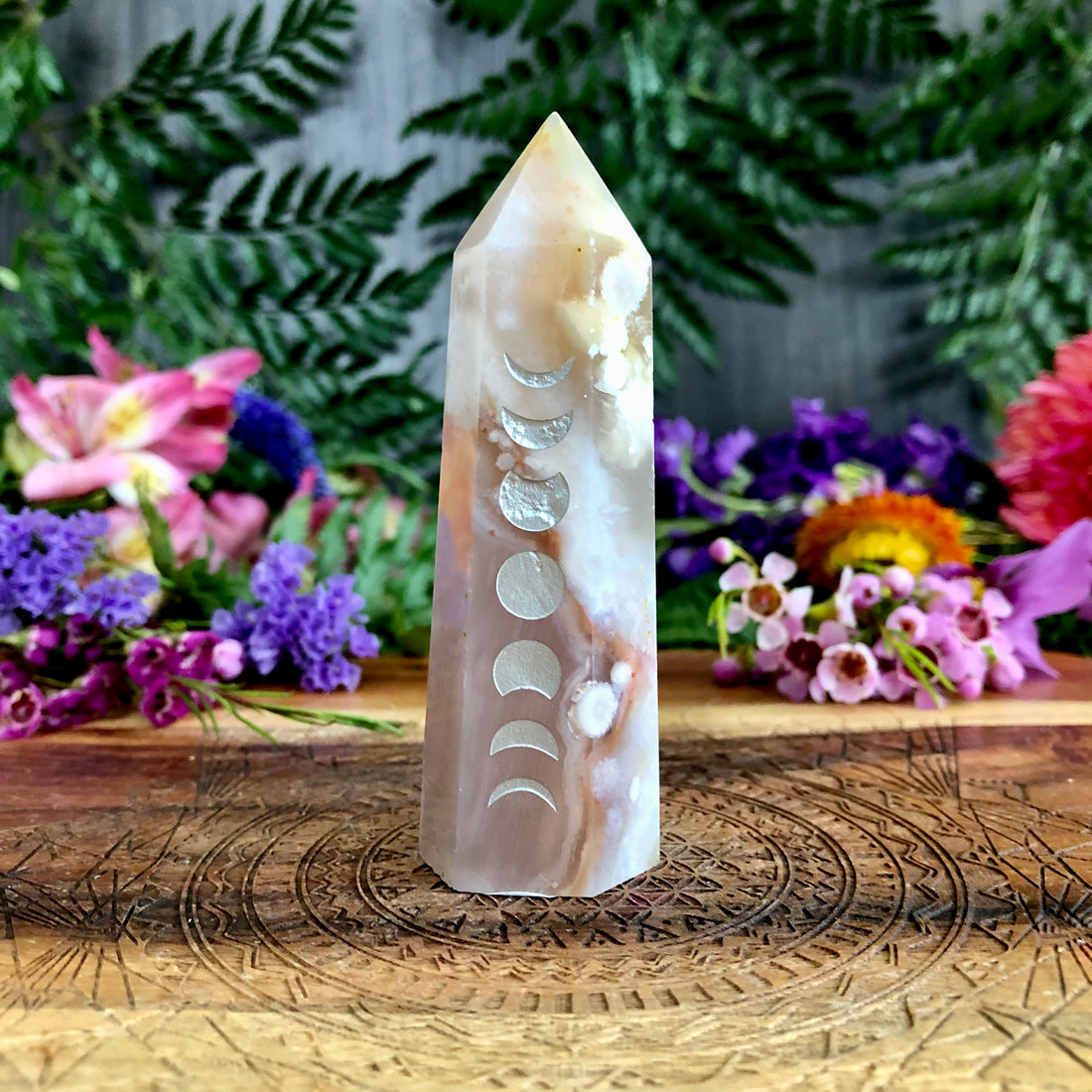Flower Agate Point | Moon Phase