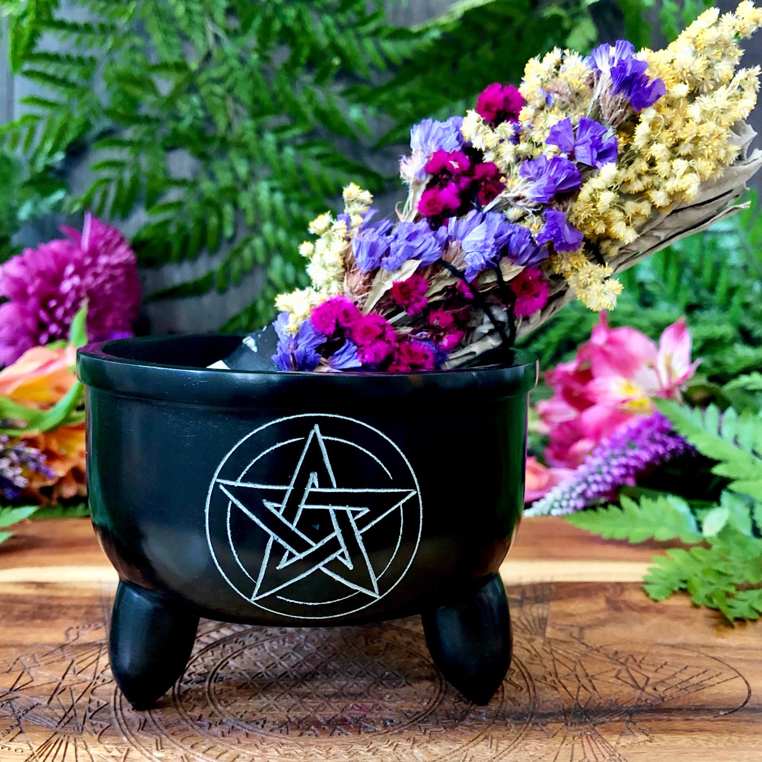 Witch’s Brew ~ Black Cauldron