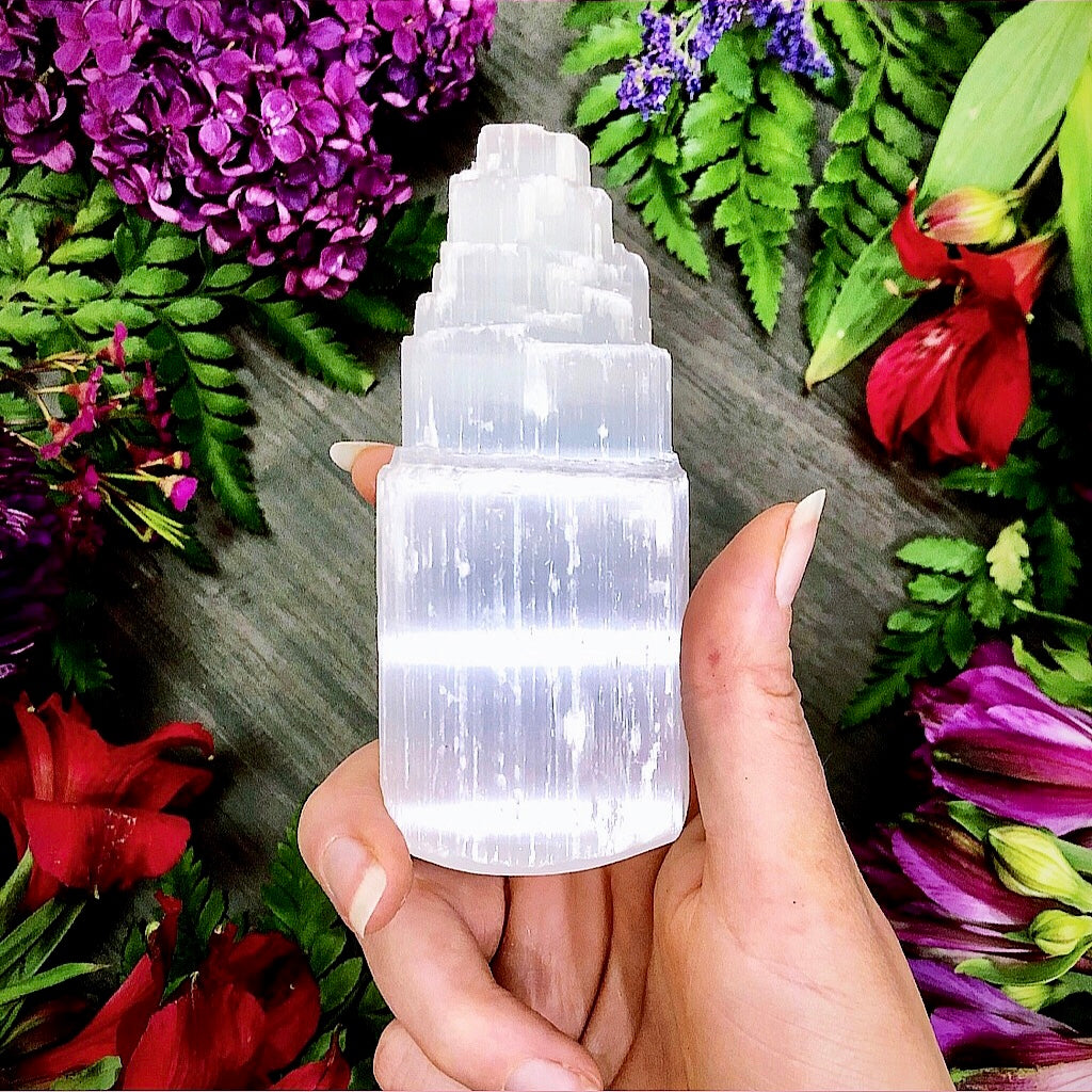 Selenite Tower | Medium